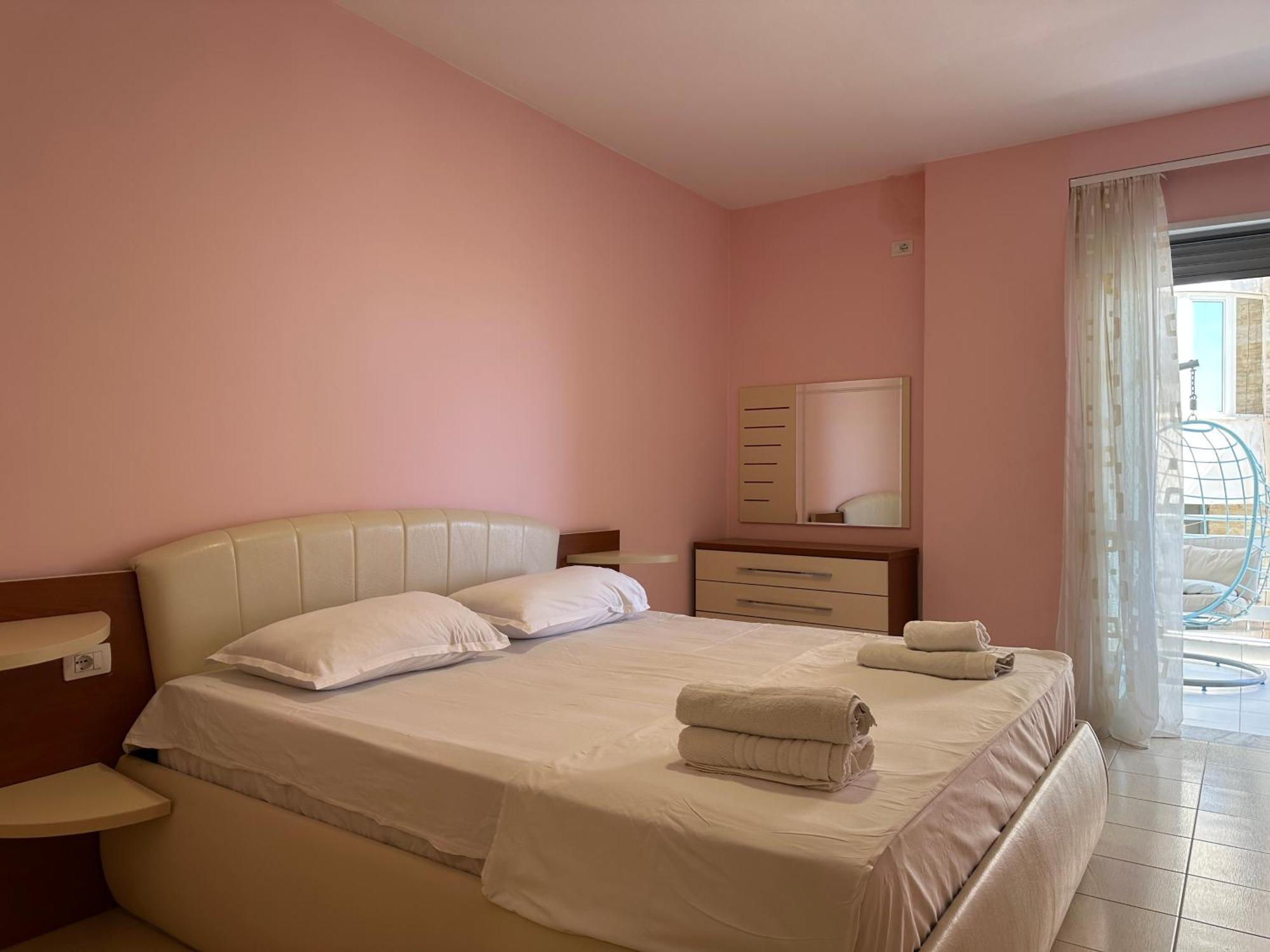 Apartment White Sea View 2 Sarande